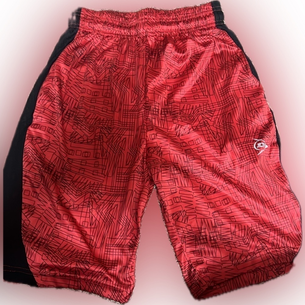 DUNLOP Used Boys size small silky shorts, great shape